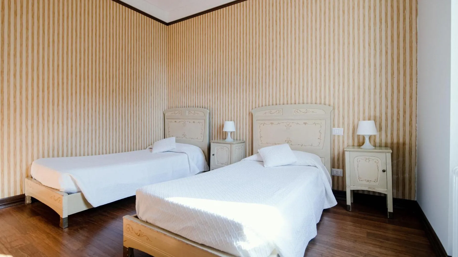 Appartamento In Villa Lina By Holiday Solutions Brunate 0*,